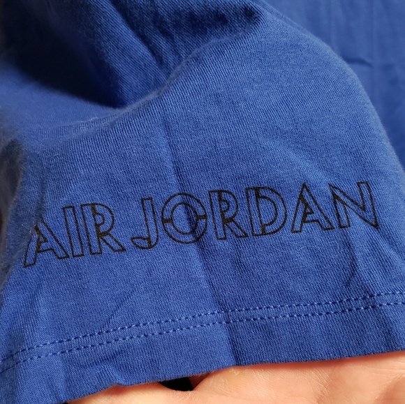 Air Jordan Large T-Shirt - Picture 6 of 8